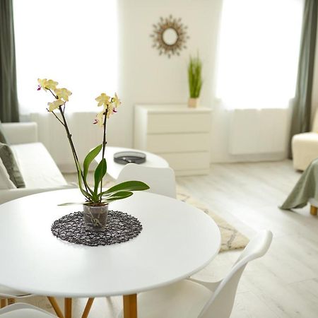 Raba92 Apartman House מראה חיצוני תמונה