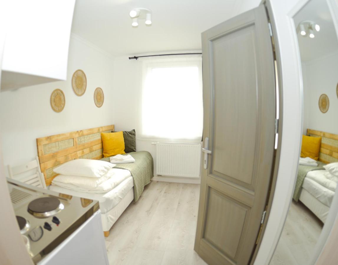 Raba92 Apartman House מראה חיצוני תמונה