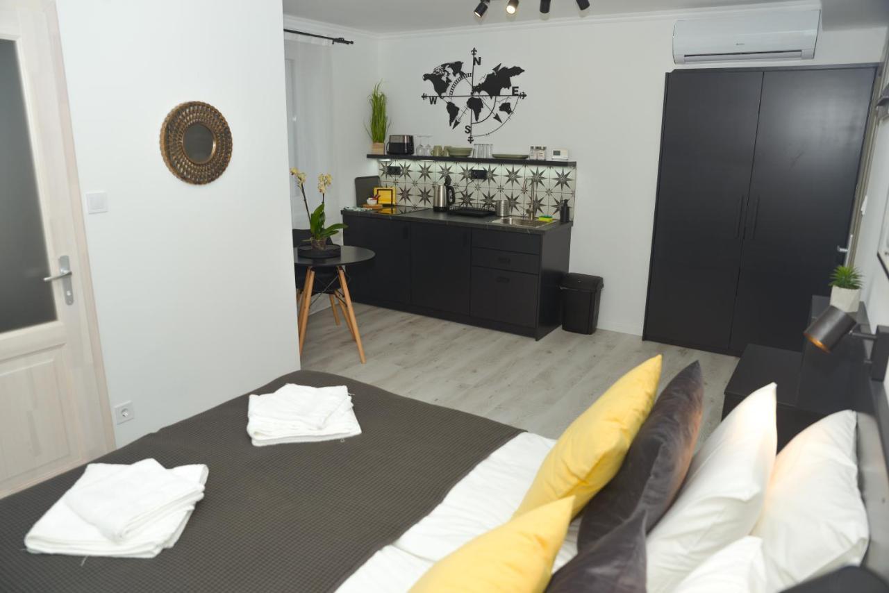 Raba92 Apartman House מראה חיצוני תמונה